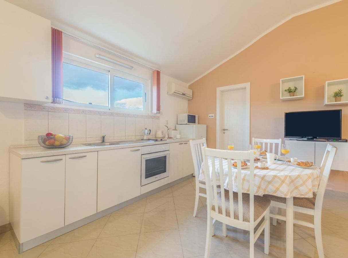 Apartments Maria Kukljica Kültér fotó