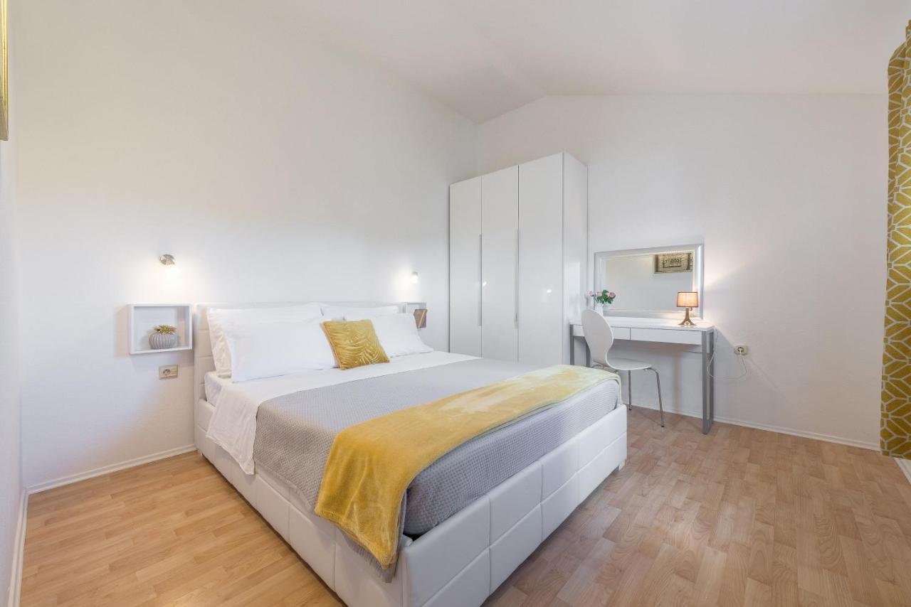 Apartments Maria Kukljica Kültér fotó