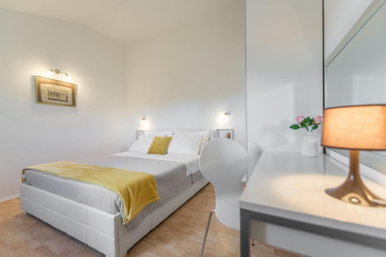 Apartments Maria Kukljica Kültér fotó